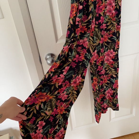 DEX jumpsuit - Picture 3 of 3